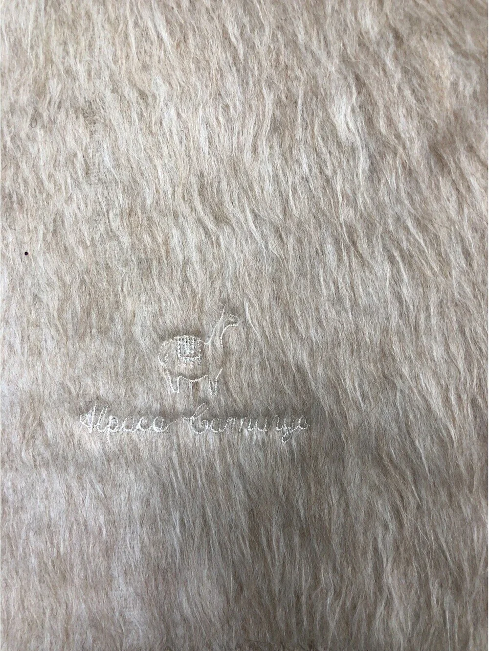 Alpaca Camargo Tan Beige Scarf Winter One Size Great Condition.